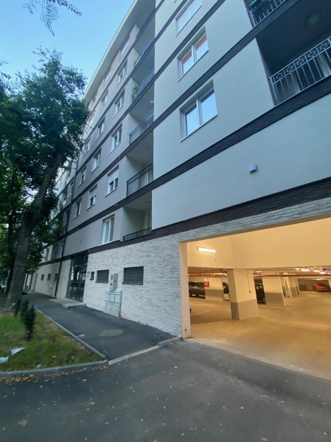 Lux Advent Apartment Subotica Luaran gambar